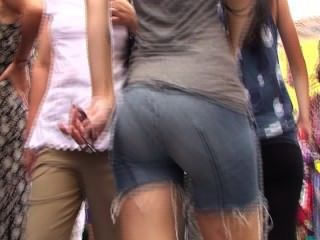 candid wedgie walking