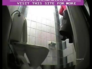 hidden cam in indian woman public toilet