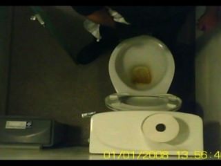 piss hunters hidden camera american toilets